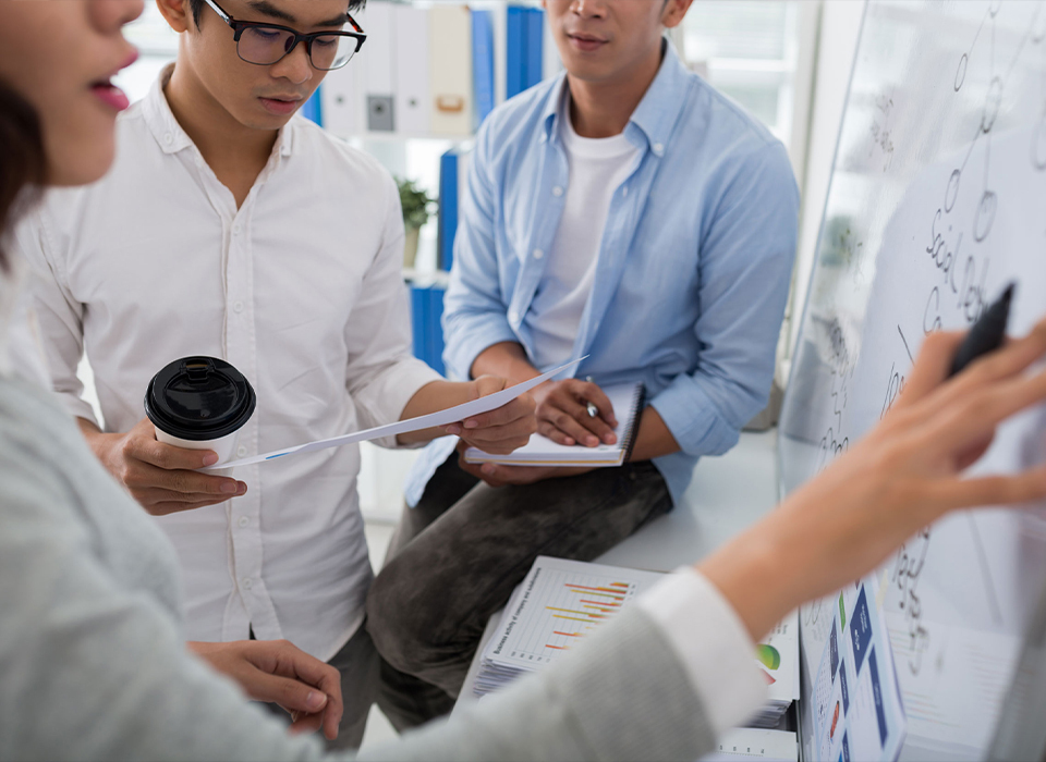 We're hiring! - Let's grow with us